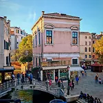 Venice Tourist House